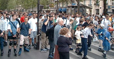 Массовые покатушки по Парижу - если ссылка не найдена