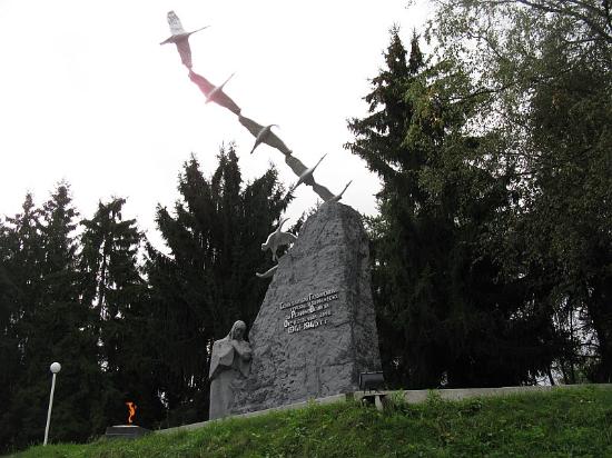 Памятник братьям Газдановым Северная Осетия - если ссылка не найдена