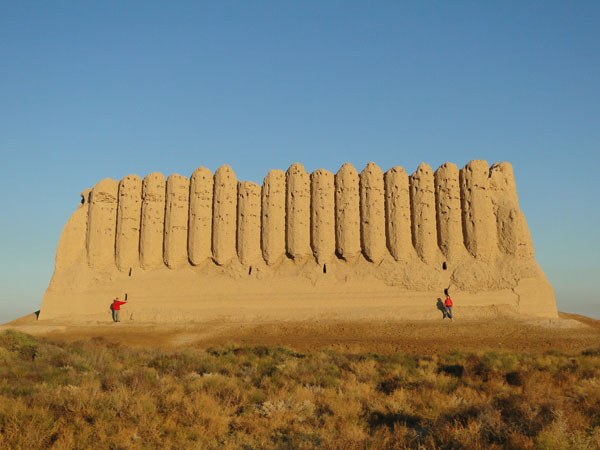 Стена крепости Киз-Кала [Долгий В,]
