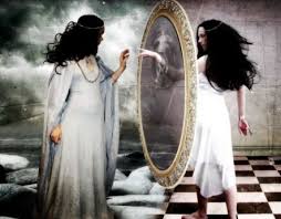 mirror-girl []